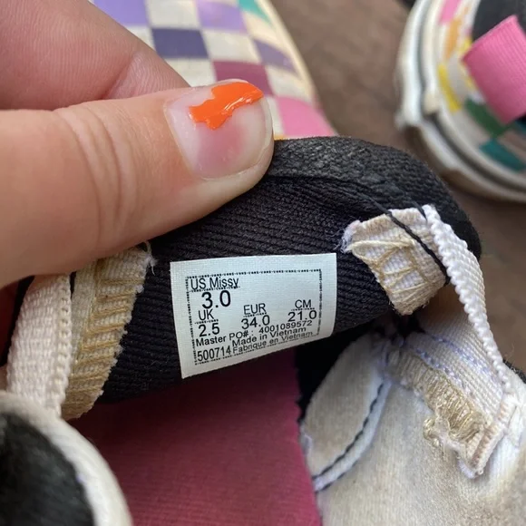 Vans!! Slip on….VGUC!! 👟 - Picture 3 of 4